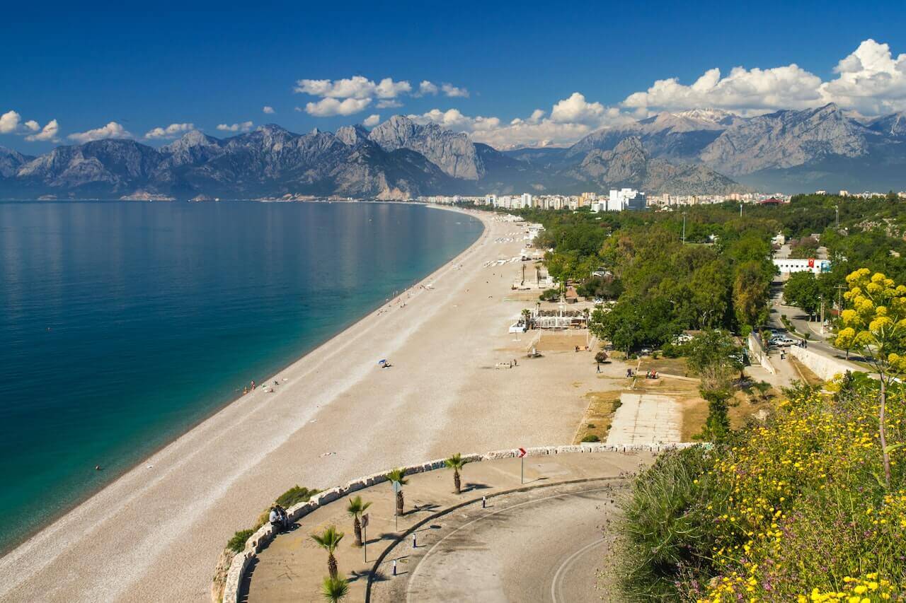 Obiective turistice in Antalya: cele mai bune locuri de vizitat pentru a simti cu adevarat vibratia unui oras plin de culoare