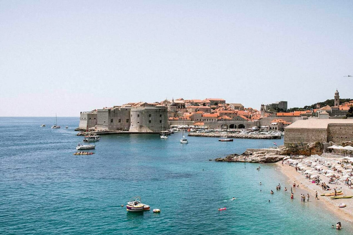 Dubrovnik – cele mai bune plaje si locuri de vizitat pentru o experienta autentica pe tarmul croat