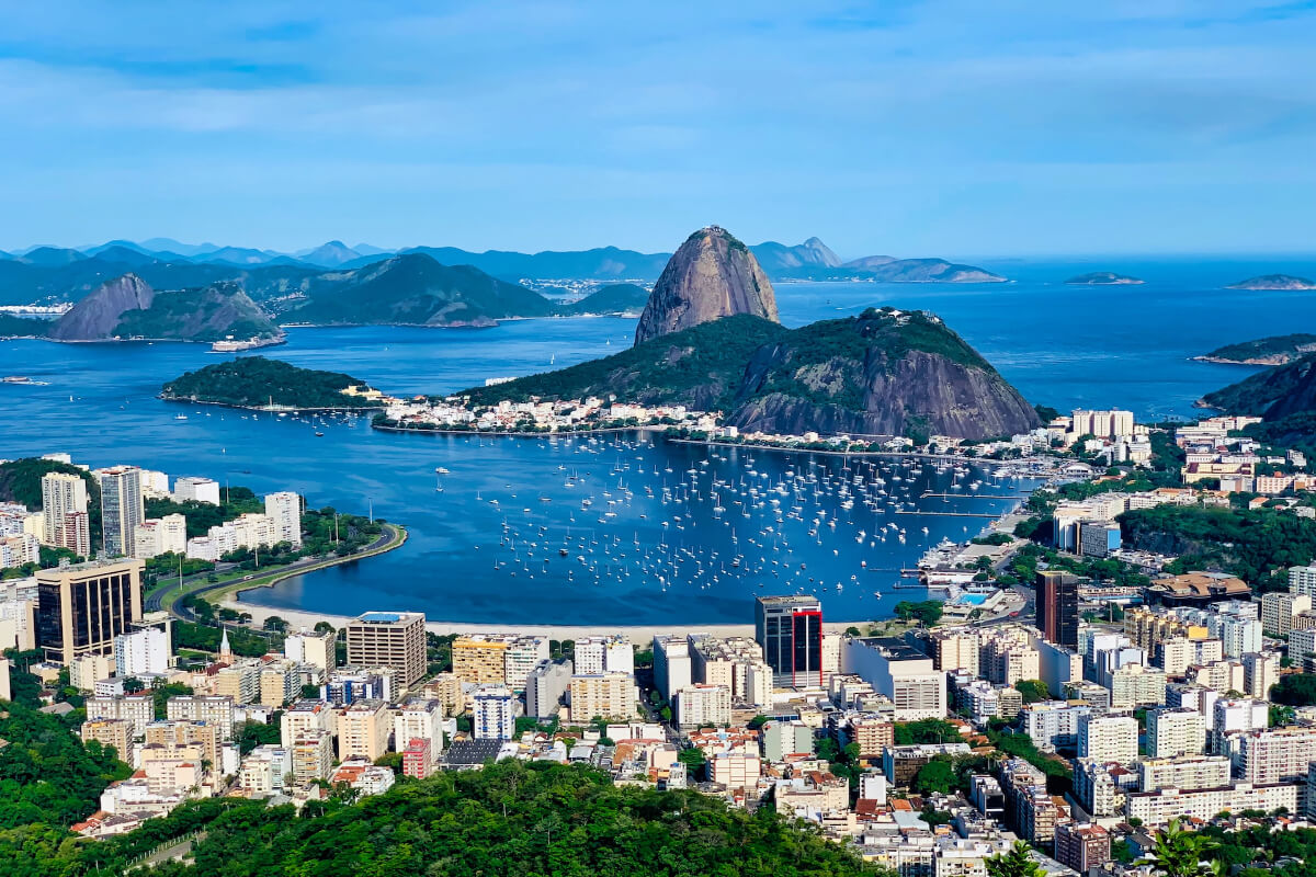 Rio de Janeiro, orașul minune: Explorează obiectivele turistice, plajele iconice și experiențele unice ale acestui oraș vibrant