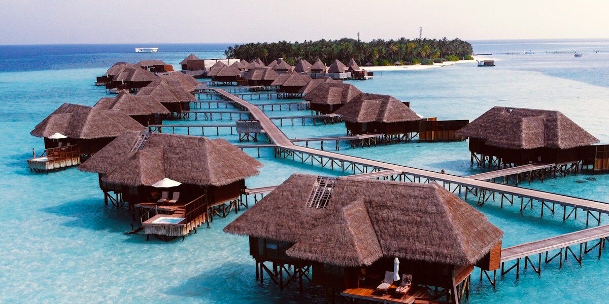 Insulele Maldive – descoperă una dintre destinațiile de vacanță preferate ale starurilor
