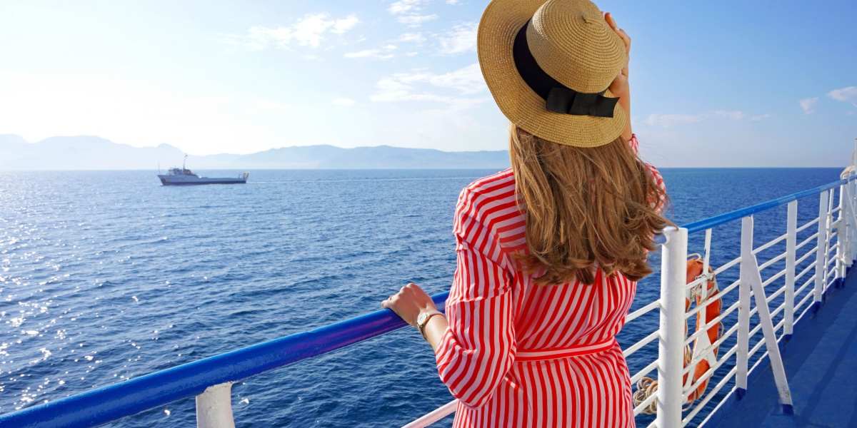 Idei de croazieră: explorează Mediterana, Grecia, Statele Unite și alte destinații într-o aventură pe mare