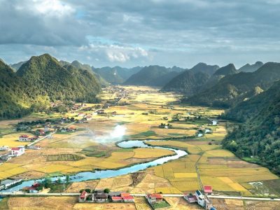 Descoperă Vietnamul: obiective turistice, orașe vibrante și peisaje spectaculoase