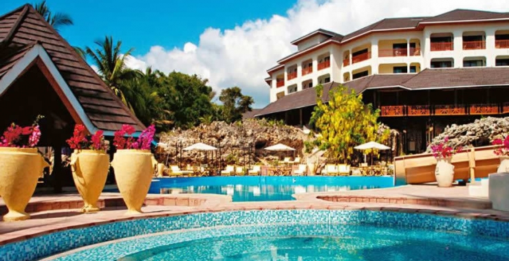 Pachet promo vacanta Diani Reef Beach Resort & Spa Coasta de Sud Mombasa