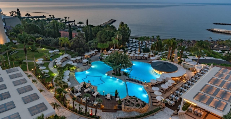Pachet promo vacanta Mediterranean Beach Hotel Limassol Zona Larnaca