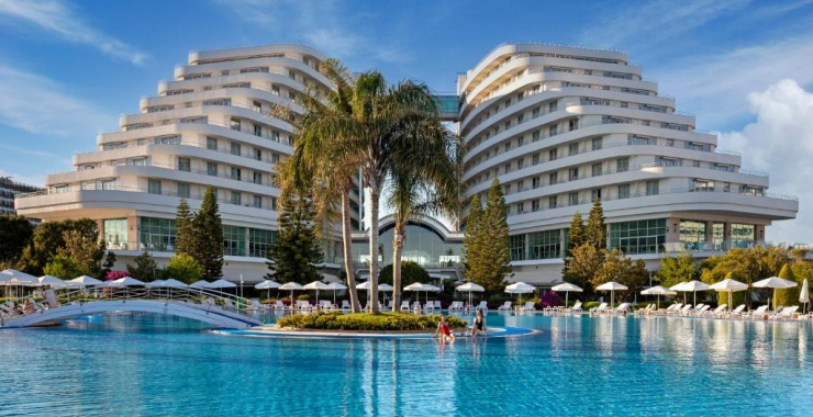Pachet promo vacanta Miracle Resort Lara-Kundu Antalya