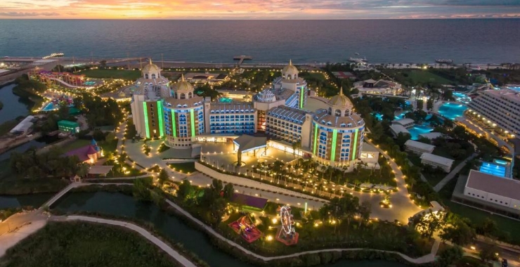Pachet promo vacanta Delphin BE Grand Resort Lara-Kundu Antalya