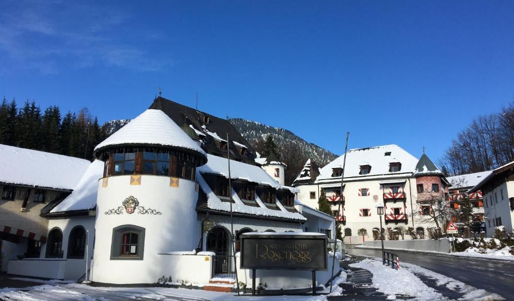 Pachet promo vacanta Family Hotel Schloss Rosenegg Fieberbrunn Tirol