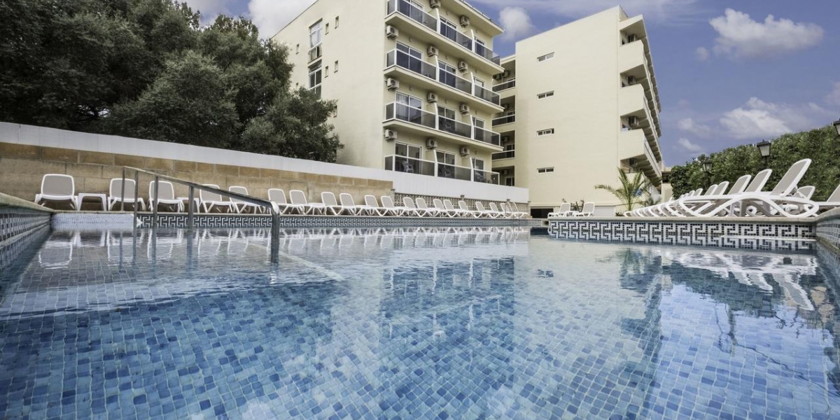 Pachet promo vacanta azuLine Hotel Bahamas & Bahamas II El Arenal Mallorca