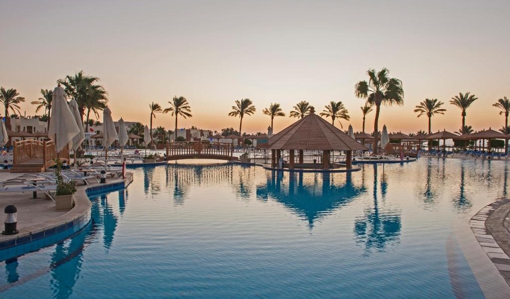 Pachet promo vacanta Sunrise Royal Makadi Resort Makadi Hurghada