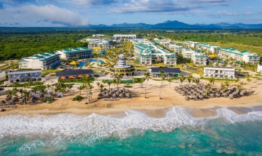 Ocean el Faro Resort Punta Cana Uvero Alto Sejur si vacanta Oferta 2022
