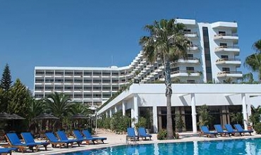 Hotel Grand Resort Zona Larnaca Limassol Sejur si vacanta Oferta 2022 - 2023