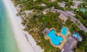 Reef Hotel Kenya Mombasa Coasta de Nord Sejur si vacanta Oferta 2022 - 2023