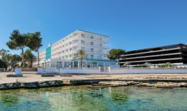 azuLine Hotel Mar Amantis I & II Ibiza San Antonio Sejur si vacanta Oferta 2022