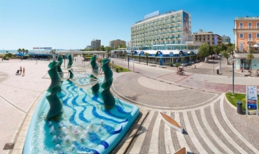 Hotel Mediterraneo Riviera Rimini Riccione Sejur si vacanta Oferta 2022