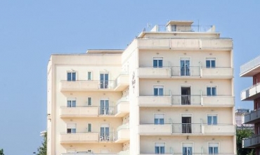 Hotel San Francisco Spiaggia Riviera Rimini Rimini Sejur si vacanta Oferta 2022