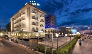 Hotel Ambra, 1, karpaten.ro