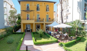 Hotel Alibi Riviera Rimini Rimini Sejur si vacanta Oferta 2022