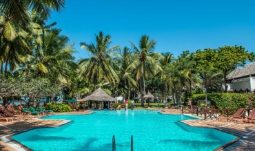 Mombasa Serena Beach Resort Mombasa Coasta de Nord Sejur si vacanta Oferta 2022 - 2023