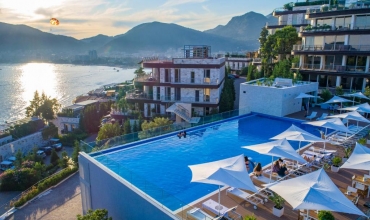 Dukley Hotel & Resort Litoral Muntenegru Budva-Becici Sejur si vacanta Oferta 2022