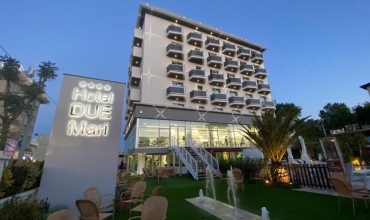 Hotel Due Mari Riviera Rimini Miramare di Rimini Sejur si vacanta Oferta 2022 - 2023