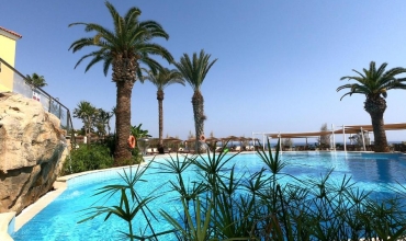 Malama Beach Holiday Village Zona Larnaca Protaras Sejur si vacanta Oferta 2023 - 2024