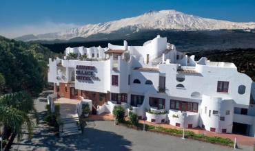 Hotel Assinos Palace Sicilia Giardini Naxos Sejur si vacanta Oferta 2024
