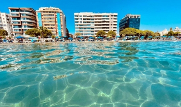Eden Beach Apartments Zona Larnaca Limassol Sejur si vacanta Oferta 2023 - 2024