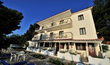 Vassilias Beach Hotel Skiathos Vassilias Sejur si vacanta Oferta 2023 - 2024