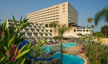 St Raphael Resort Zona Larnaca Limassol Sejur si vacanta Oferta 2024