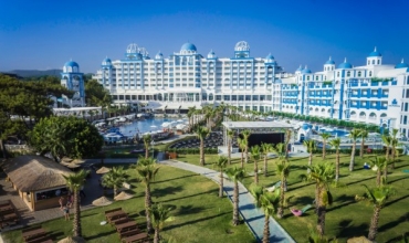 Rubi Platinum Spa Resort & Suites, 1, karpaten.ro