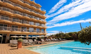 Hotel Volga Costa Brava - Barcelona Calella Sejur si vacanta Oferta 2022