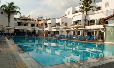 Christabelle Hotel Apartments Zona Larnaca Ayia Napa Sejur si vacanta Oferta 2022