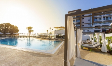 Leonardo Crystal Cove Hotel & Spa – Adults Only Zona Larnaca Protaras Sejur si vacanta Oferta 2023 - 2024