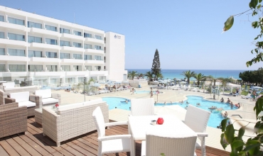 Odessa Beach Hotel Zona Larnaca Protaras Sejur si vacanta Oferta 2022