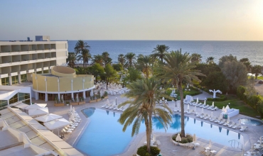 Hotel Louis Imperial Beach **** Zona Paphos Paphos Sejur si vacanta Oferta 2022