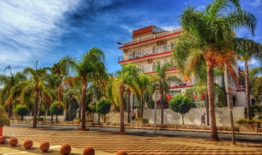 Hotel Carmen Teresa *** Costa del Sol - Malaga Torremolinos Sejur si vacanta Oferta 2022