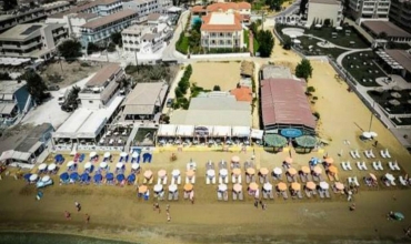 California Beach Hotel (Adults only 18+), 1, karpaten.ro
