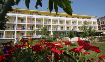 Hotel Central Litoral Romania Mamaia Sejur si vacanta Oferta 2024